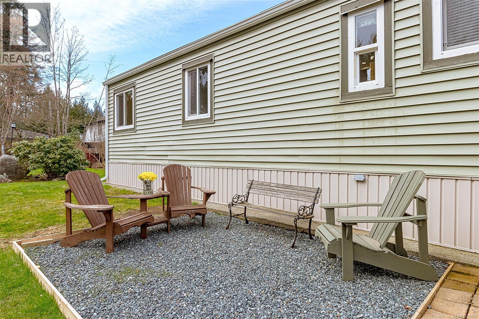 243 TWIGGLY WIGGLY RD - 23