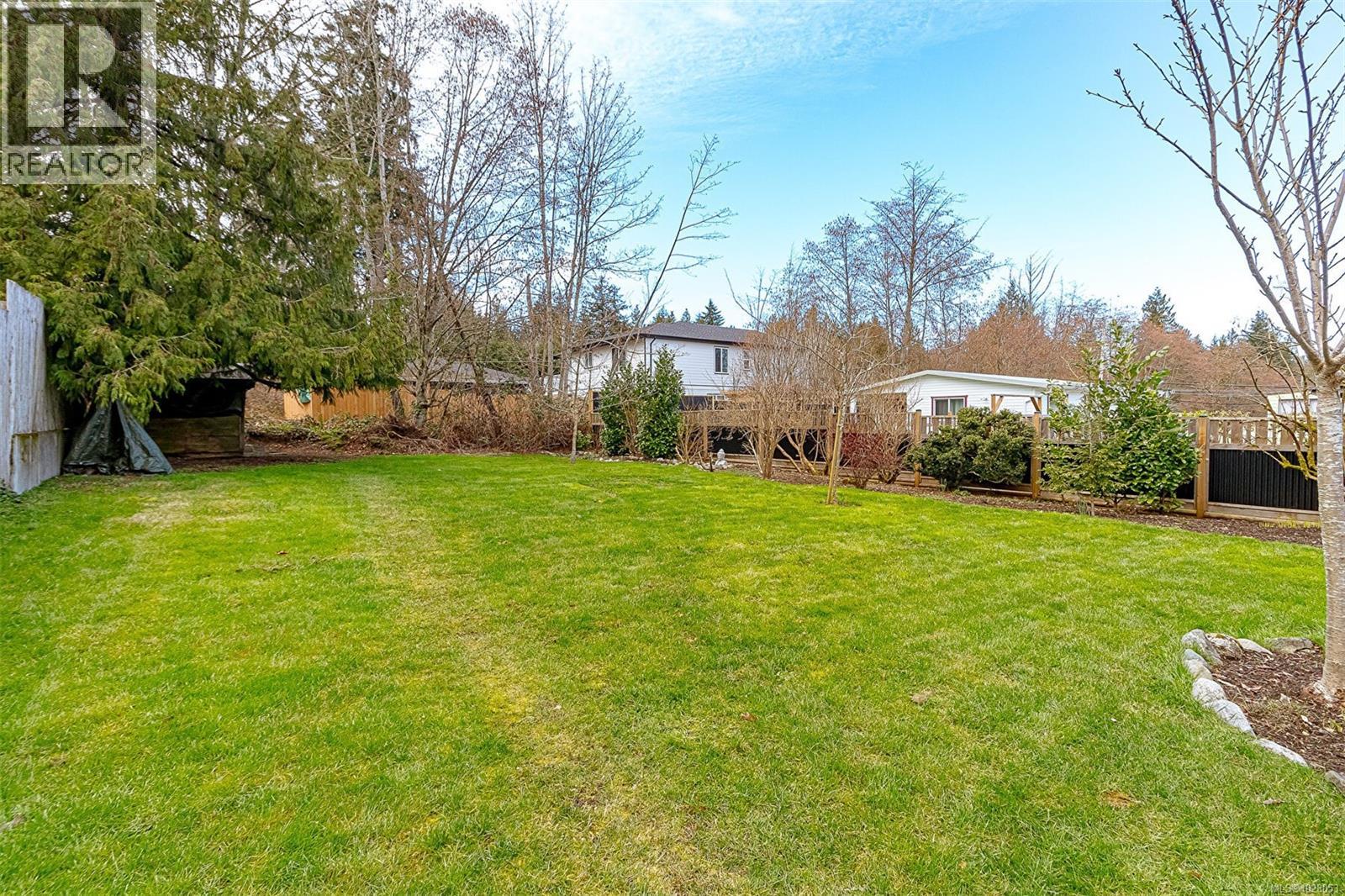 243 TWIGGLY WIGGLY RD - 26