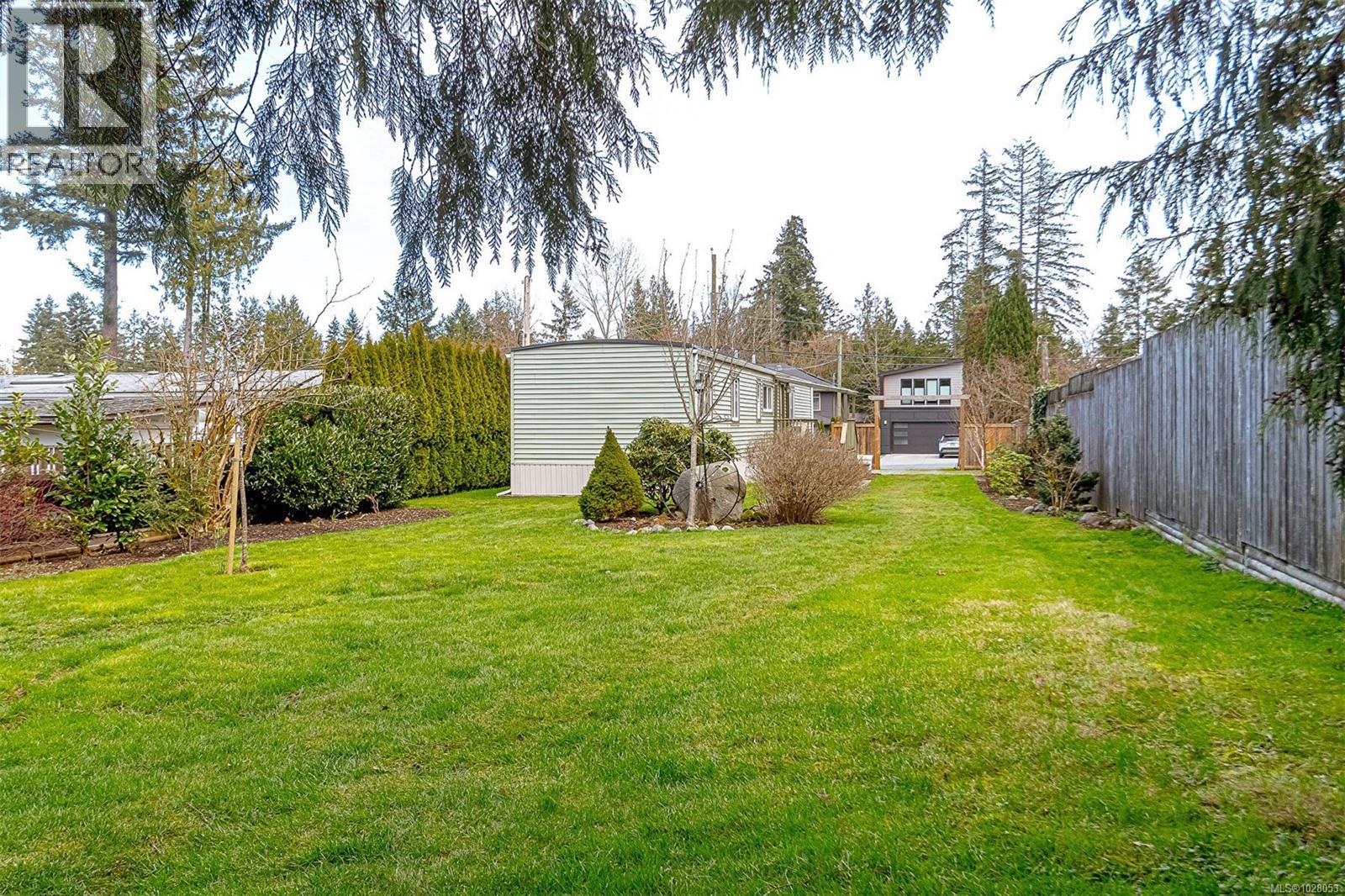 243 TWIGGLY WIGGLY RD - 28