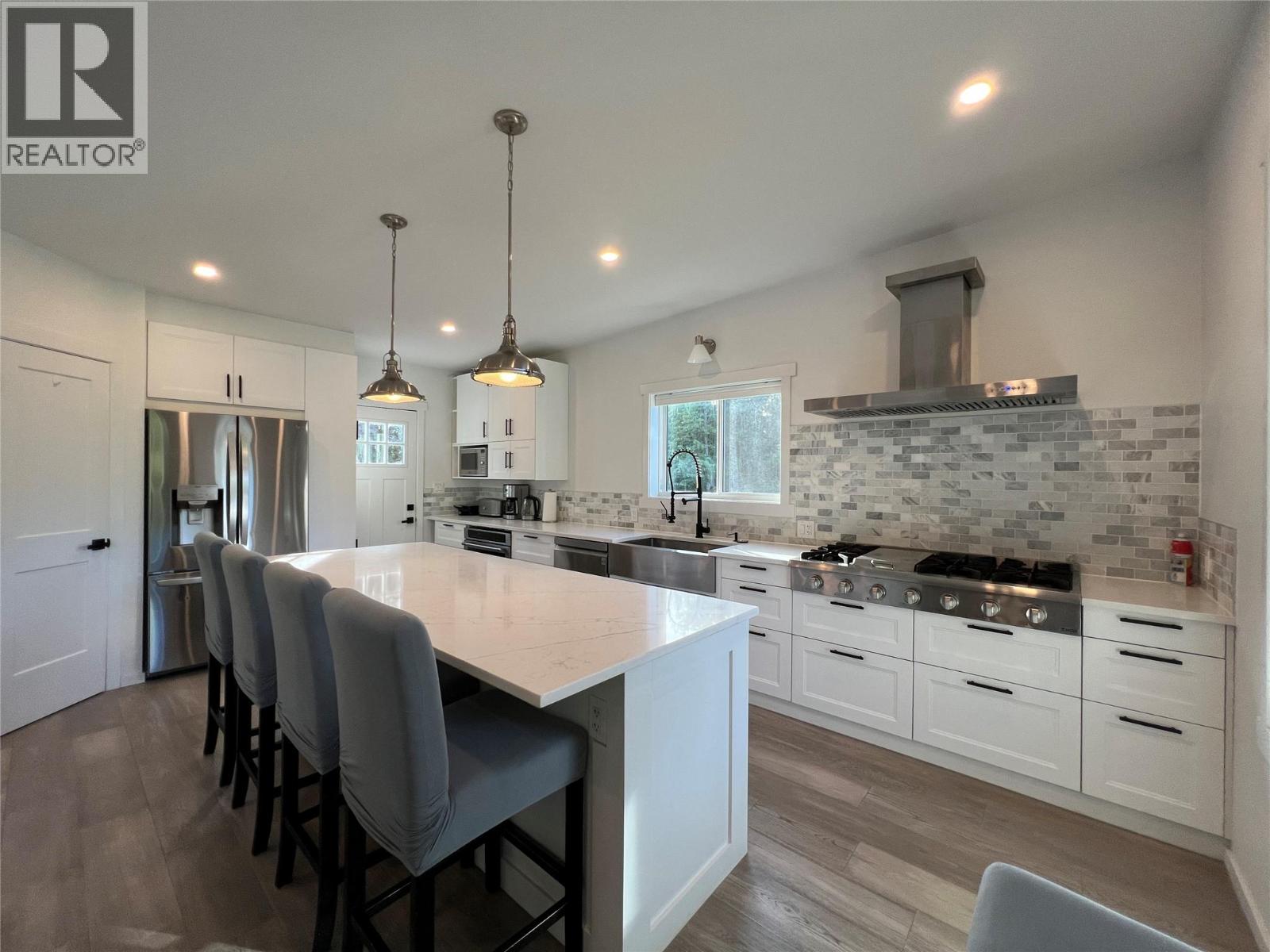 5090 50A Street NE, Salmon Arm