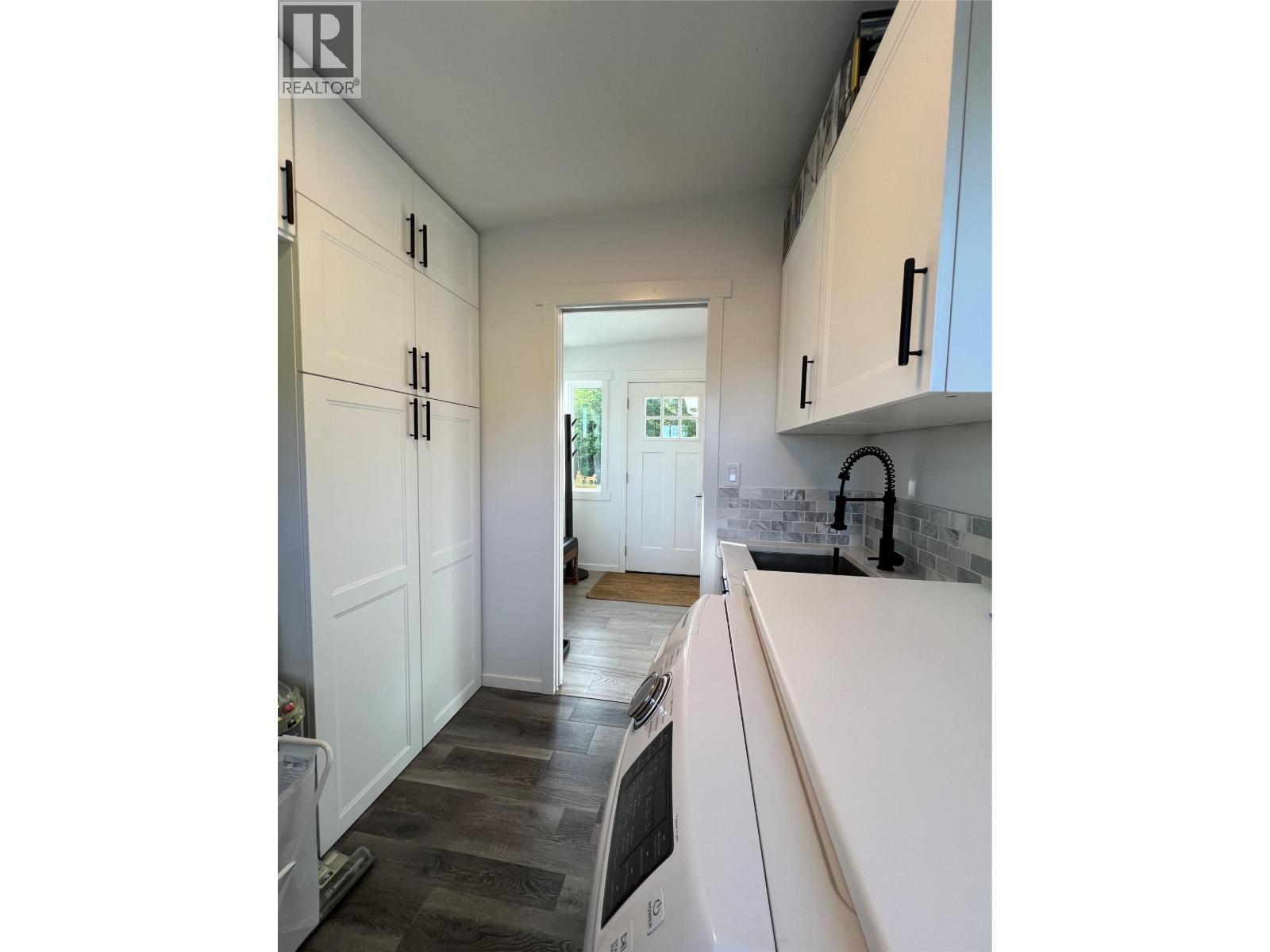 5090 50A Street NE, Salmon Arm