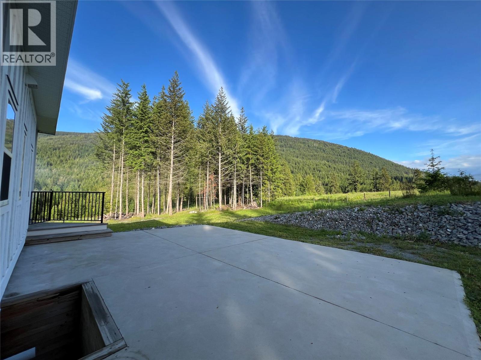 5090 50A Street NE, Salmon Arm