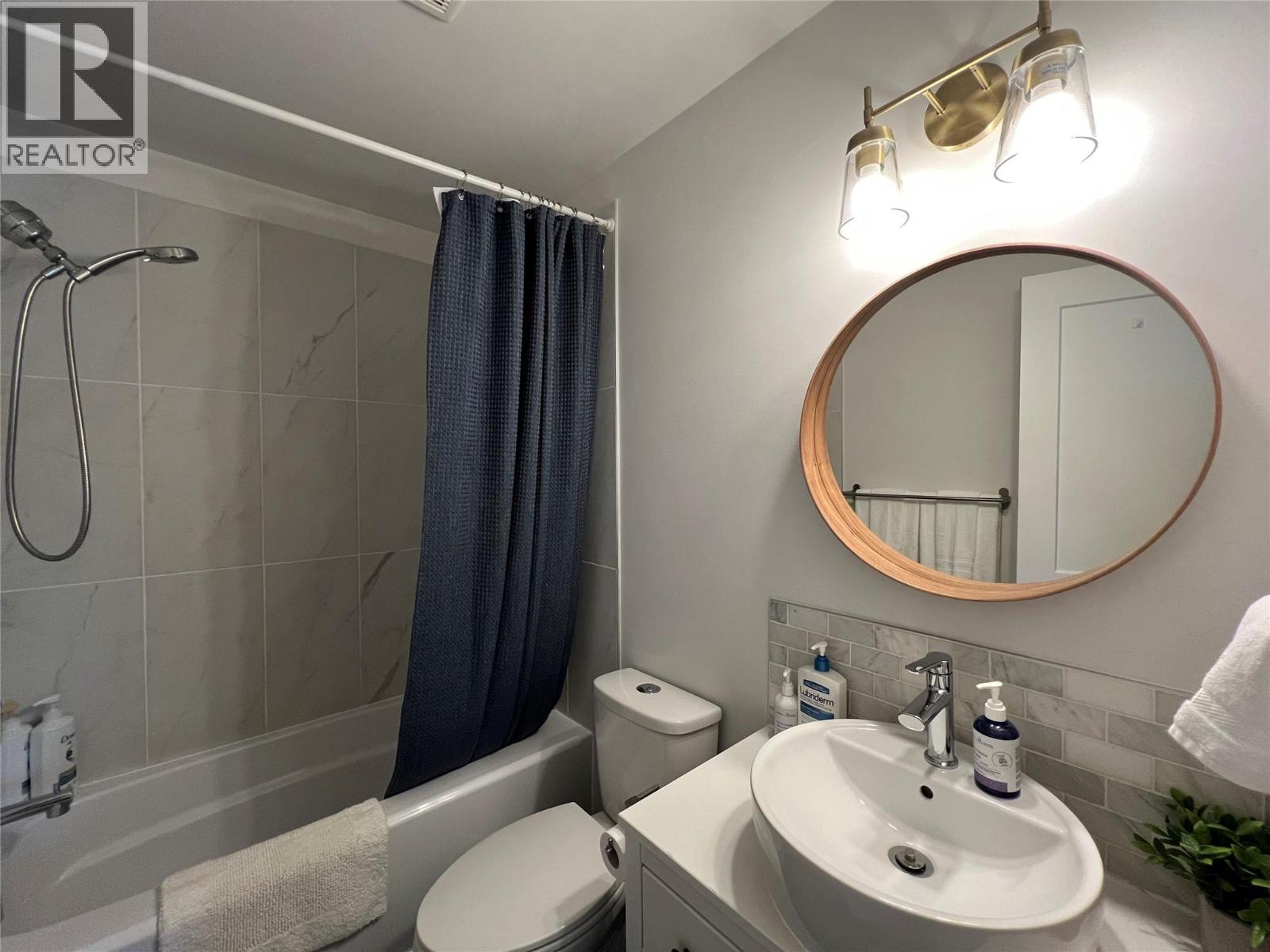 5090 50A Street NE, Salmon Arm