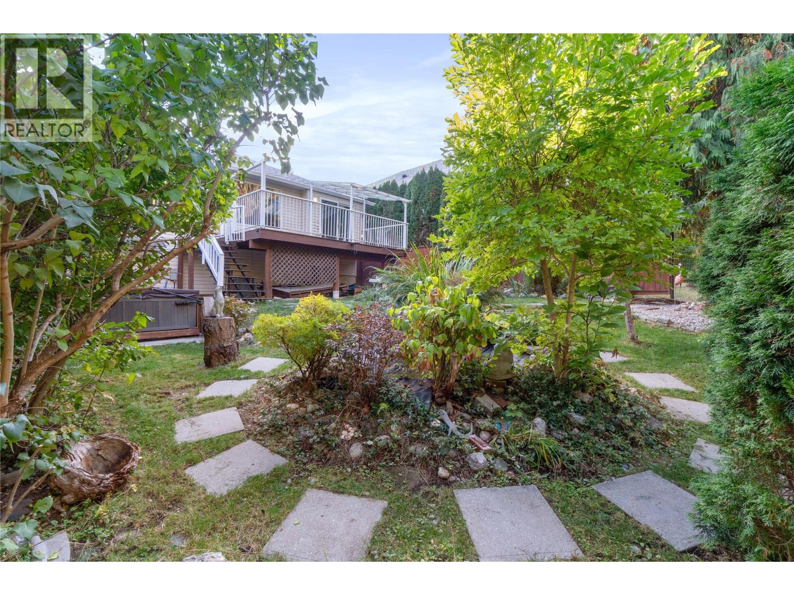 721 11 Street SE, Salmon Arm