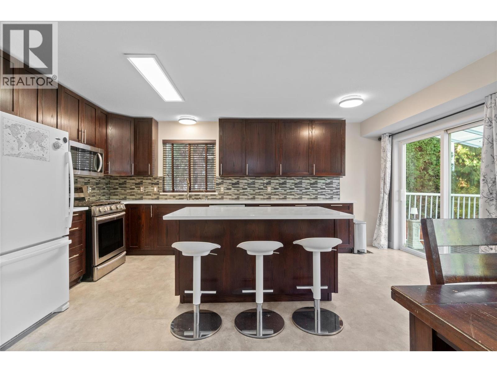 721 11 Street SE, Salmon Arm