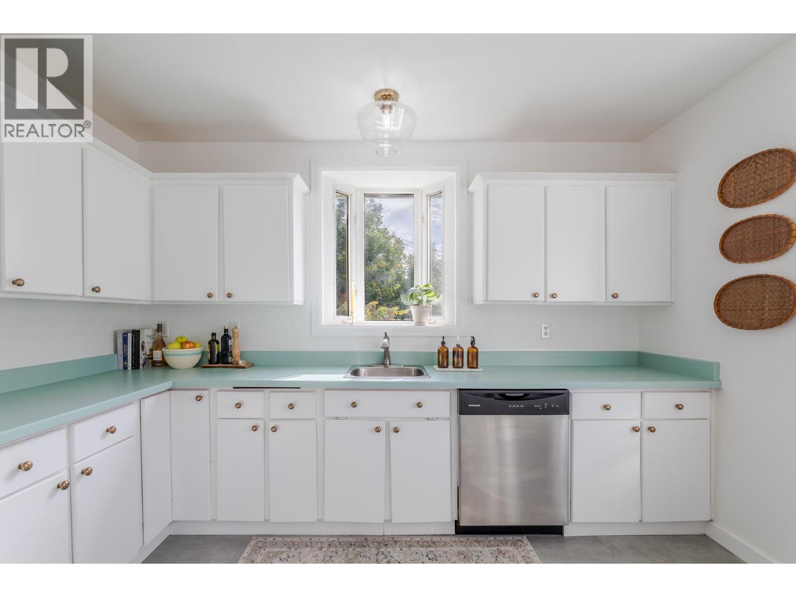 1027 Government Street, Penticton