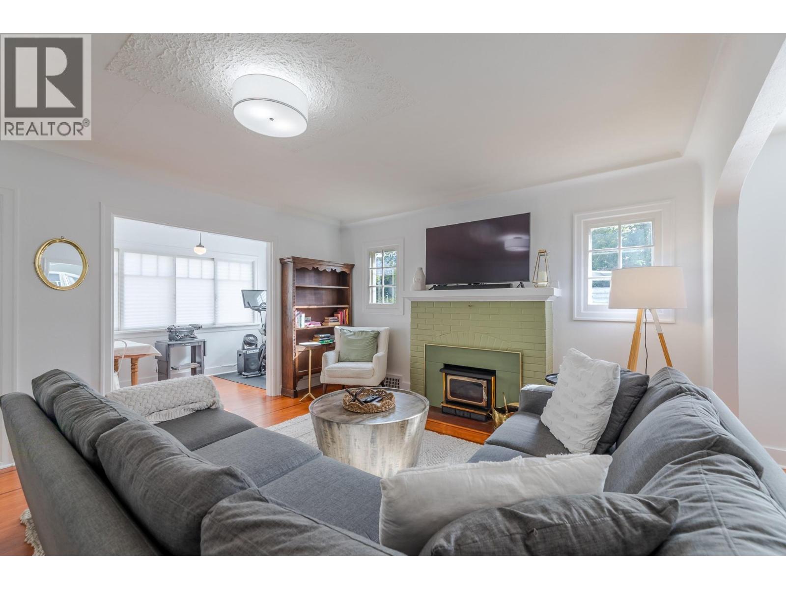 1027 Government Street, Penticton