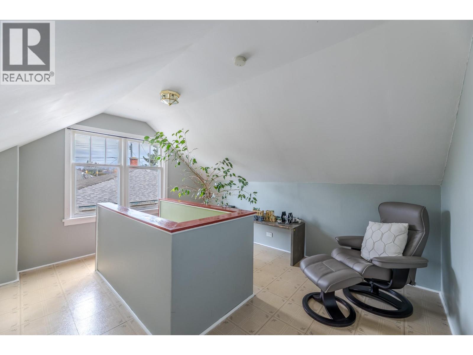 1027 Government Street, Penticton