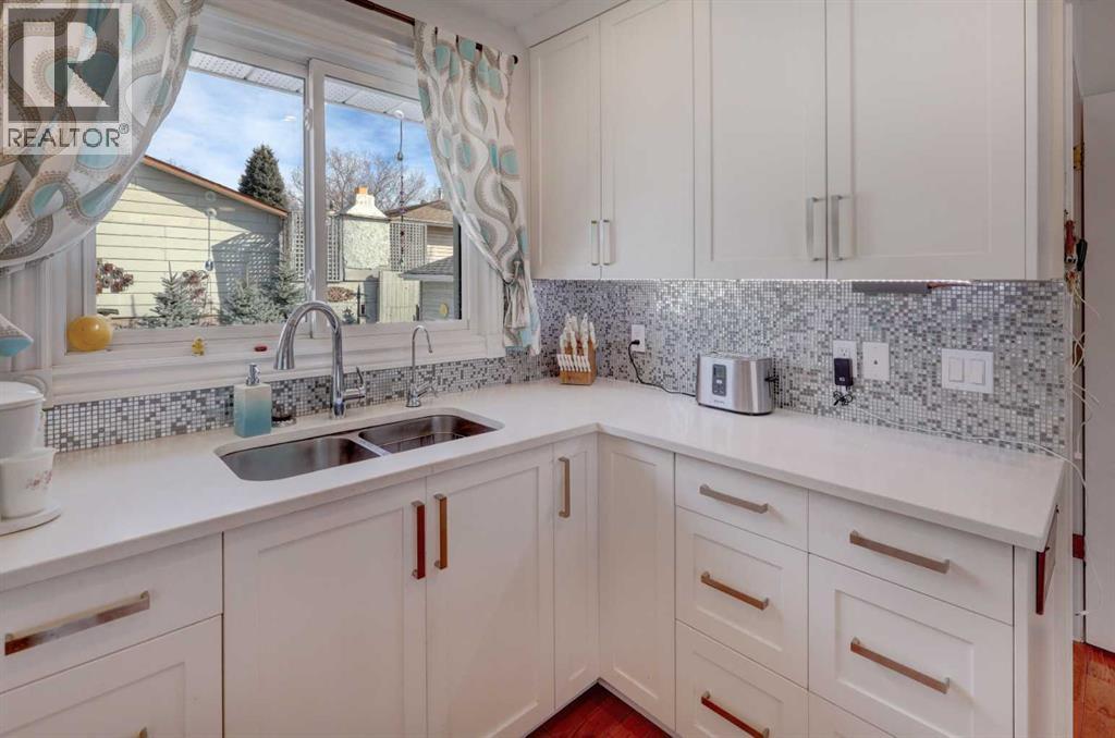 Single Family House Bungalow for Sale in  Lysander Drive SE Ogden Calgary 