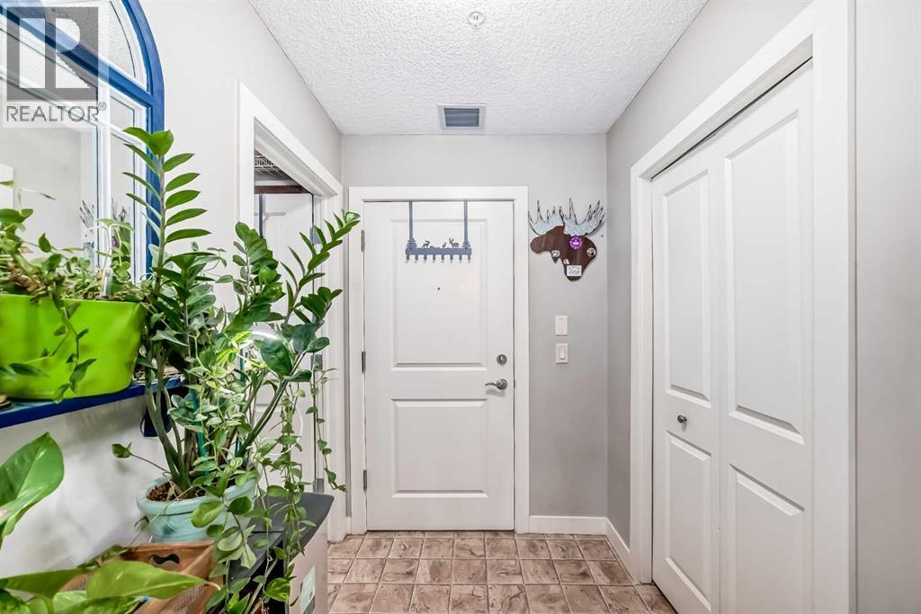 201 Sunset Drive, Cochrane