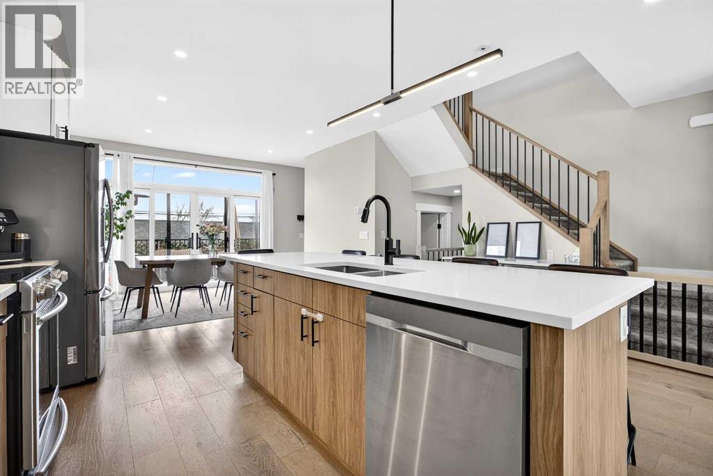 Single Family House for Sale in  Heston Street NW Highwood Calgary 