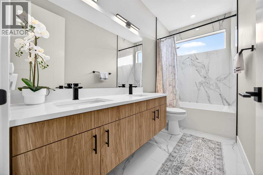 Single Family House for Sale in  Heston Street NW Highwood Calgary 