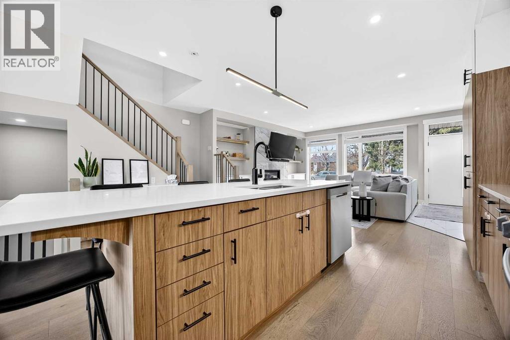 Single Family House for Sale in  Heston Street NW Highwood Calgary 