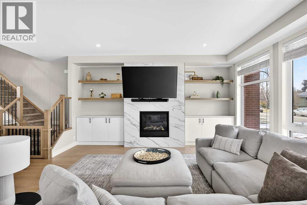 Single Family House for Sale in  Heston Street NW Highwood Calgary 