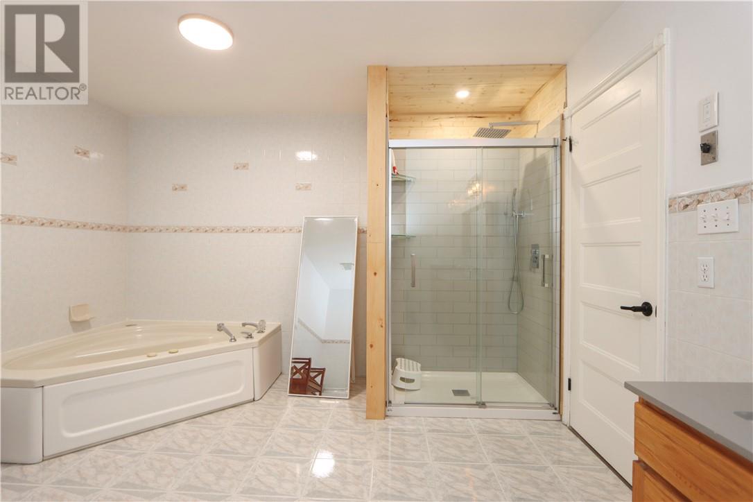 670 Moonrock Avenue, Sudbury, Ontario, P3E5Z6 — Photo 12