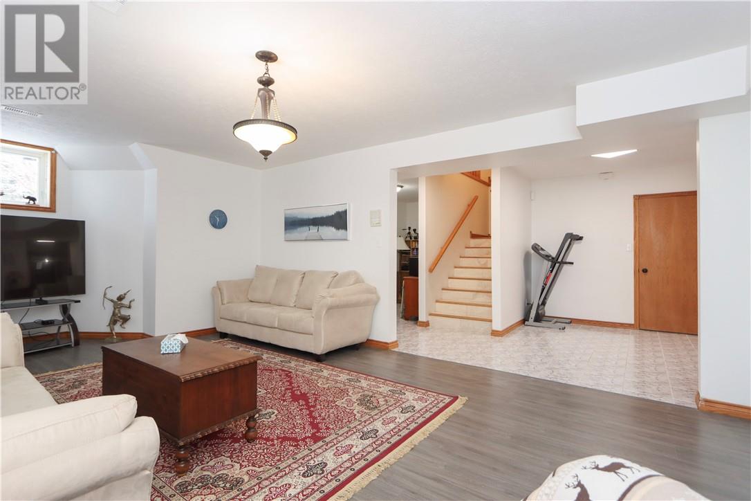 670 Moonrock Avenue, Sudbury, Ontario, P3E5Z6 — Photo 85