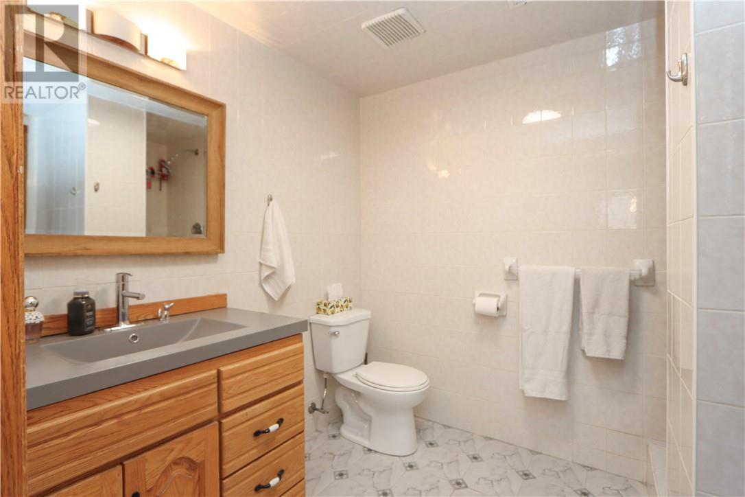 670 Moonrock Avenue, Sudbury, Ontario, P3E5Z6 — Photo 44