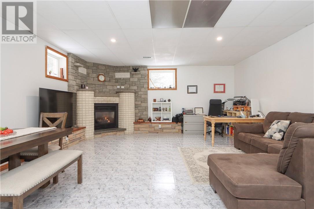 670 Moonrock Avenue, Sudbury, Ontario, P3E5Z6 — Photo 87