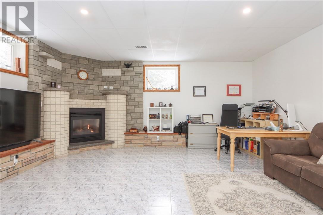 670 Moonrock Avenue, Sudbury, Ontario, P3E5Z6 — Photo 21