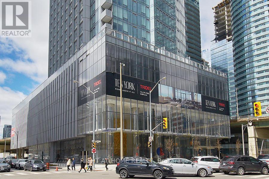 #3712 10 YORK STREET - 2