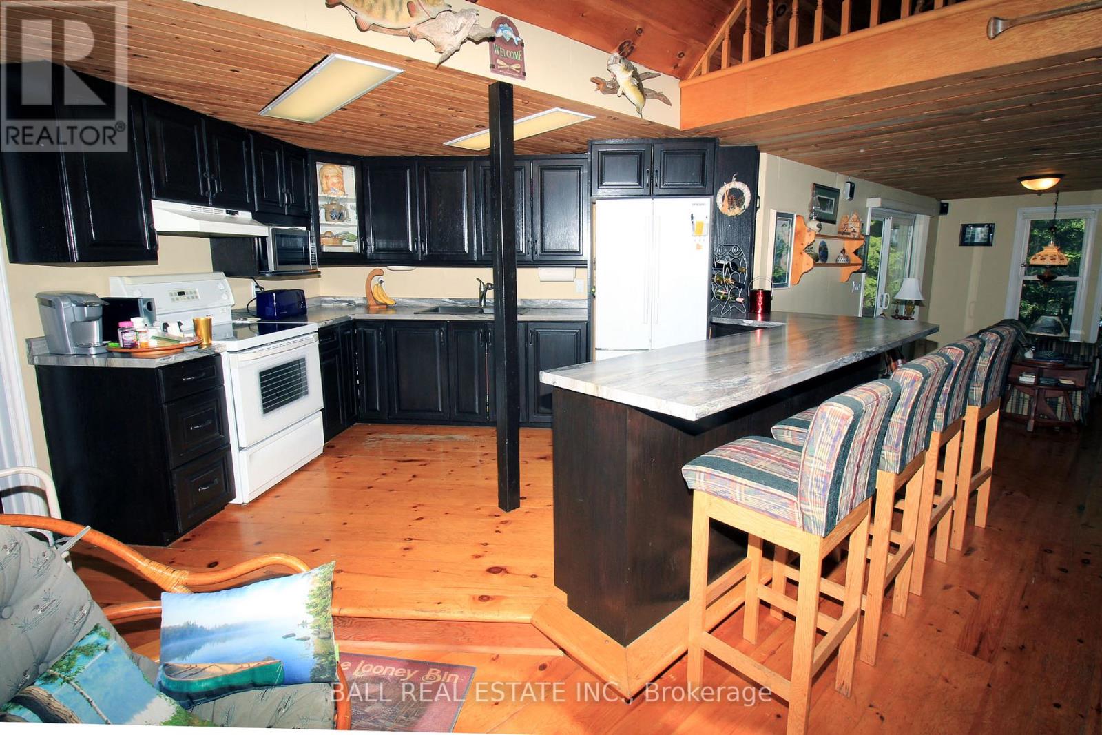 312 LIMERICK LAKE - Image 25
