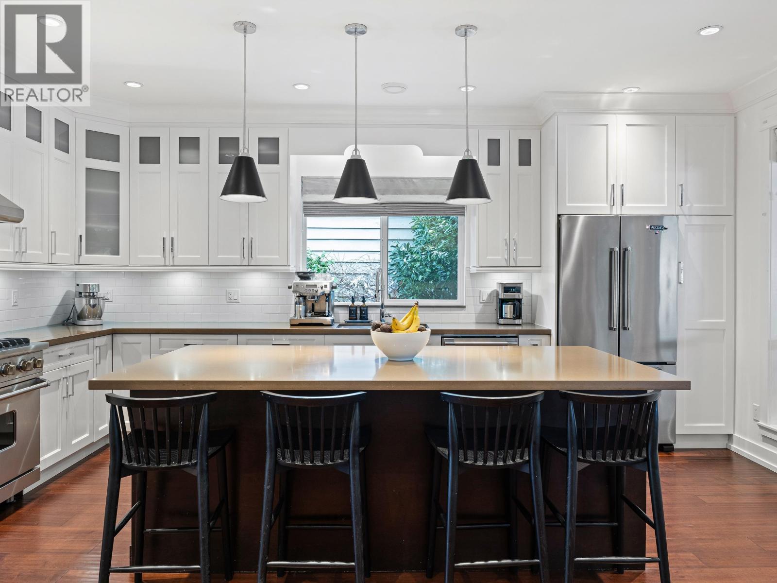 3360 BAIRD ROAD, North Vancouver