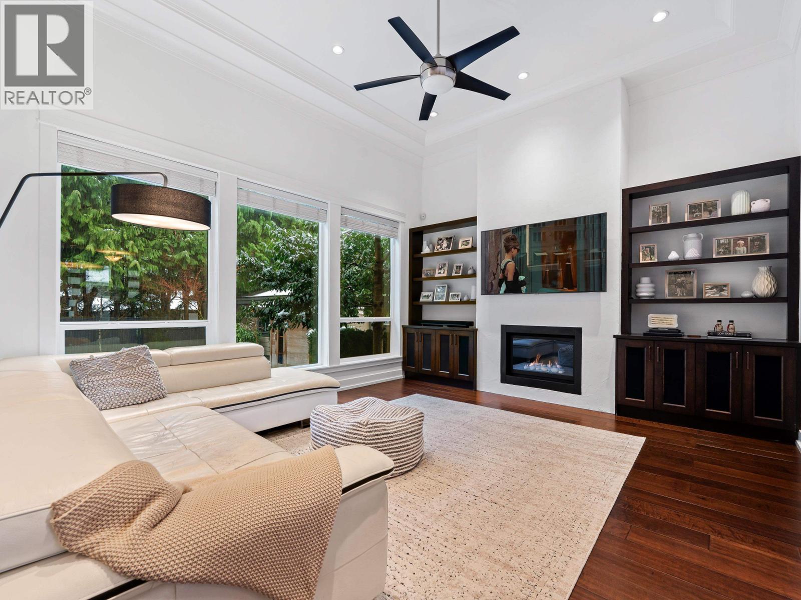 3360 BAIRD ROAD, North Vancouver