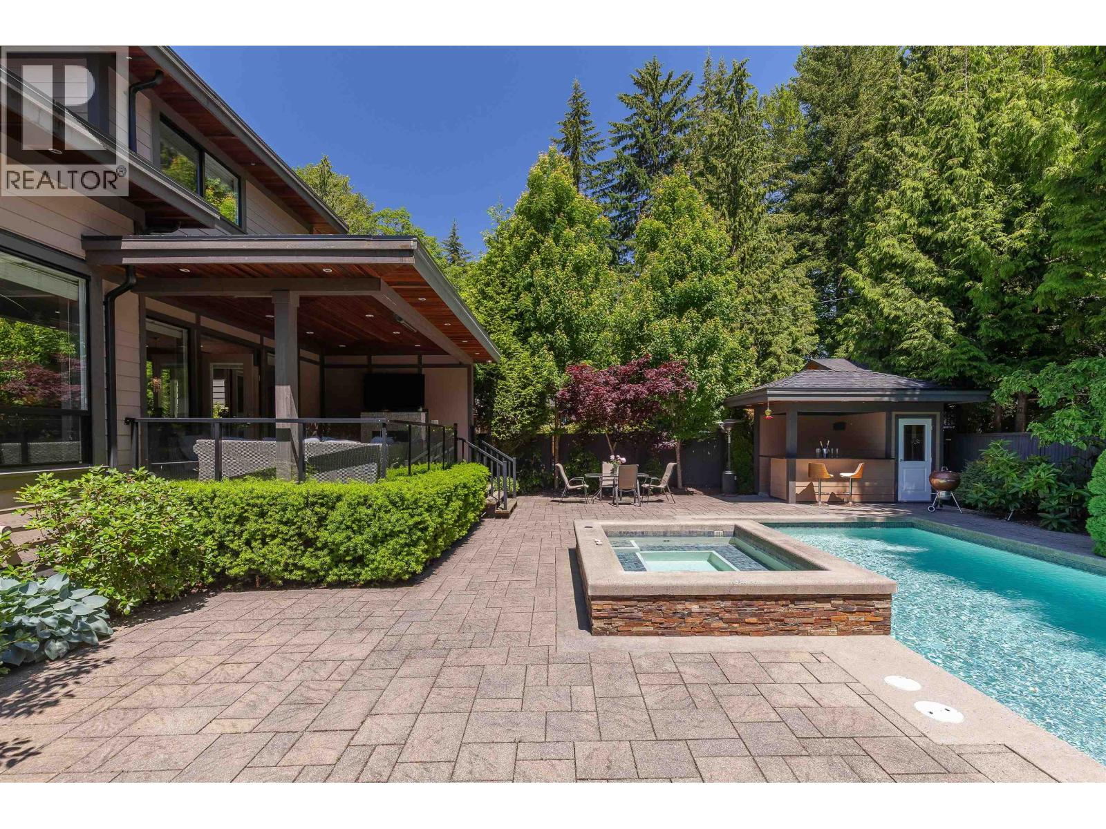 3360 BAIRD ROAD, North Vancouver