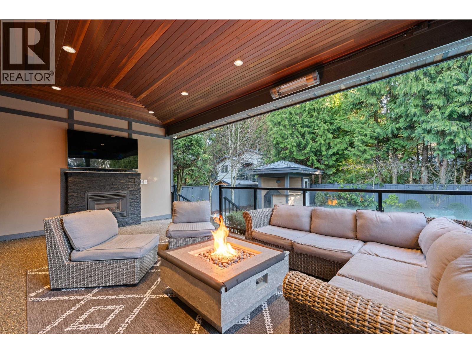 3360 BAIRD ROAD, North Vancouver