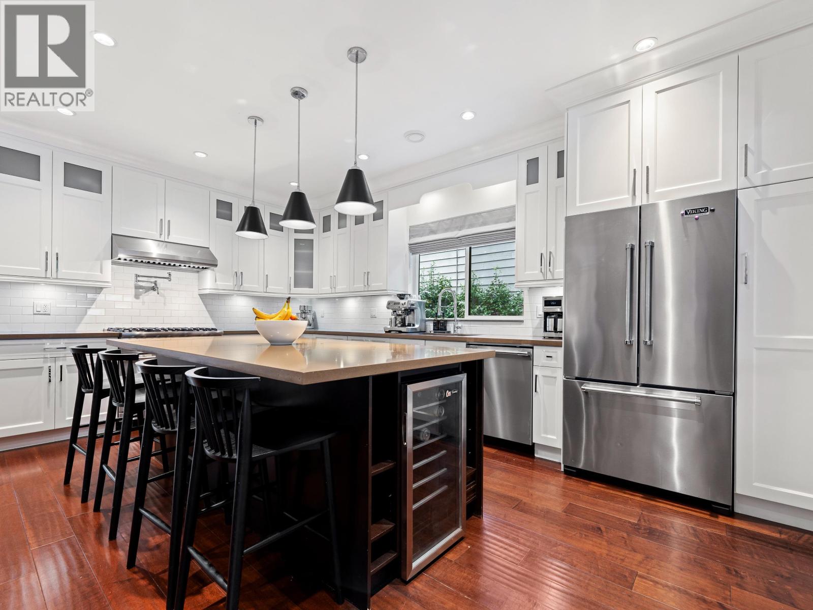 3360 BAIRD ROAD, North Vancouver