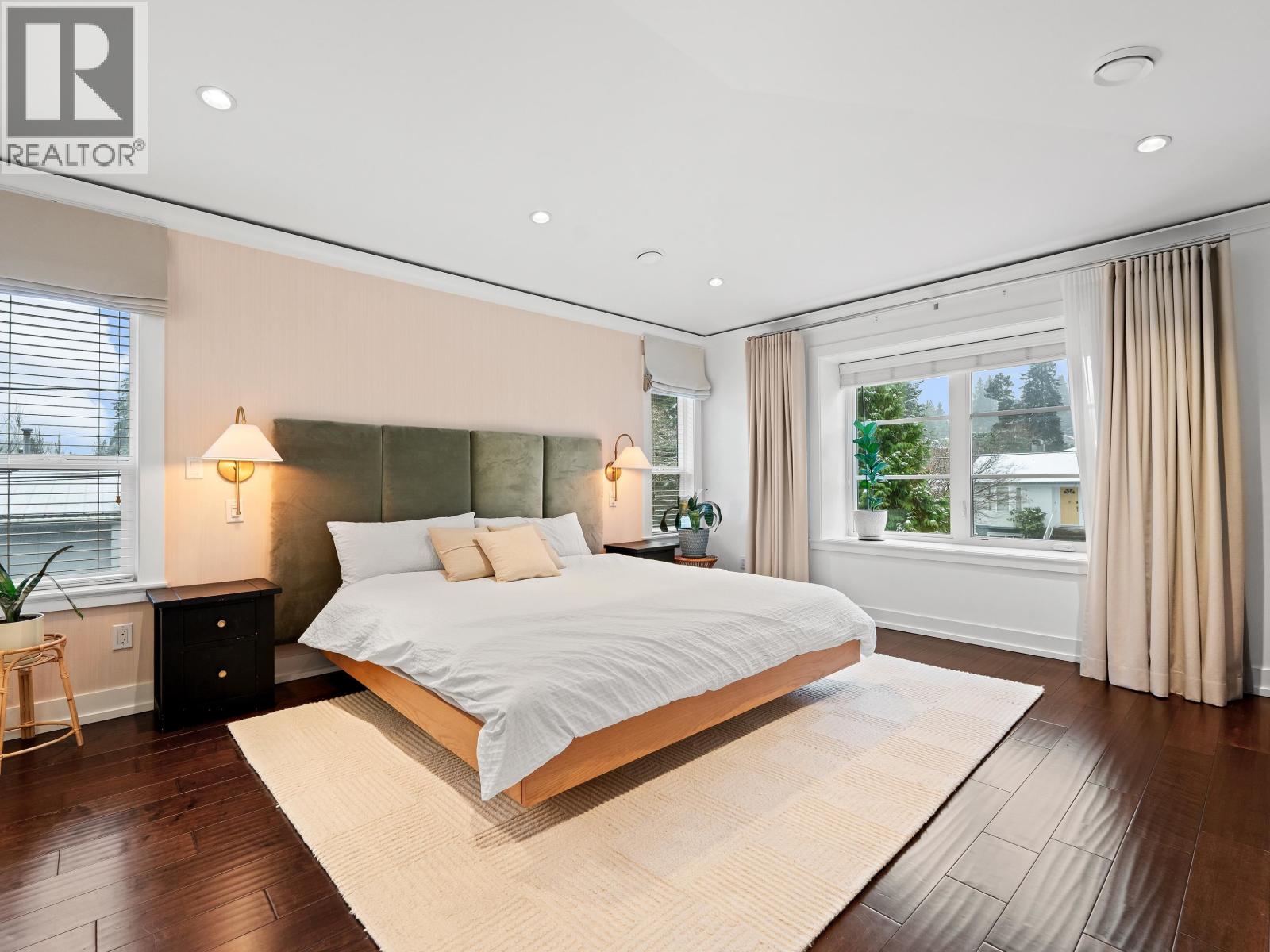 3360 BAIRD ROAD, North Vancouver