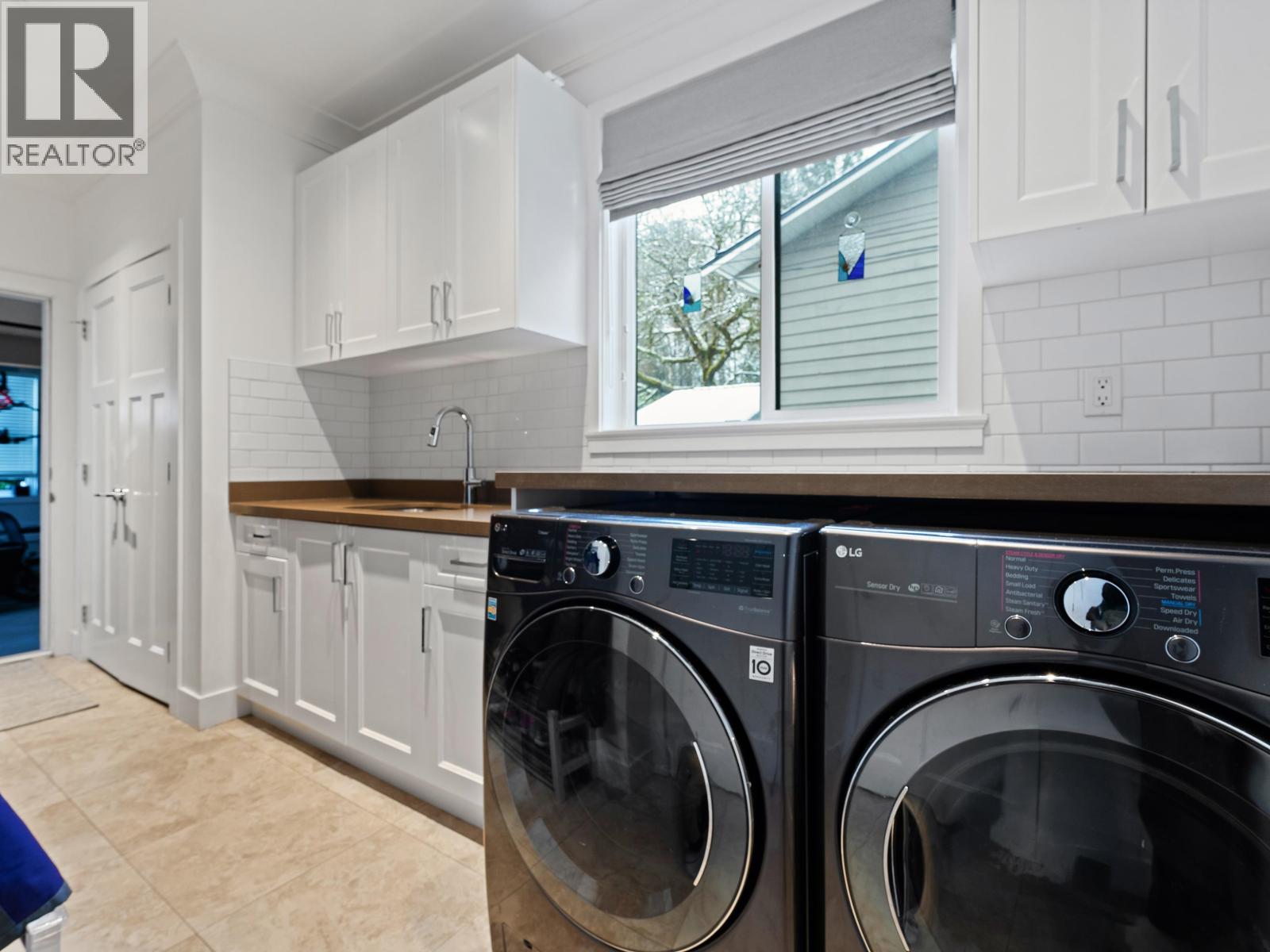 3360 BAIRD ROAD, North Vancouver