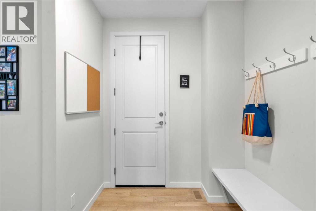 Single Family House for Sale in  Cranbrook Mount SE Cranston Calgary 