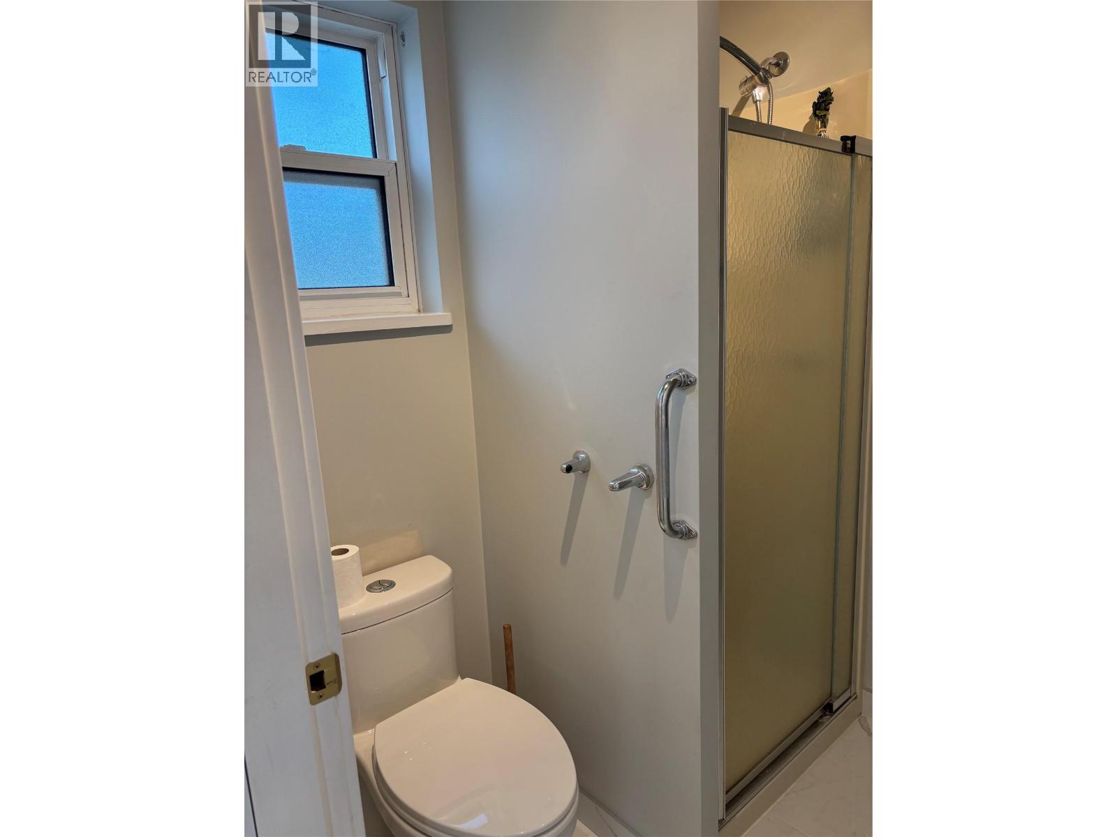 7415 Valley Heights Drive, Grand Forks