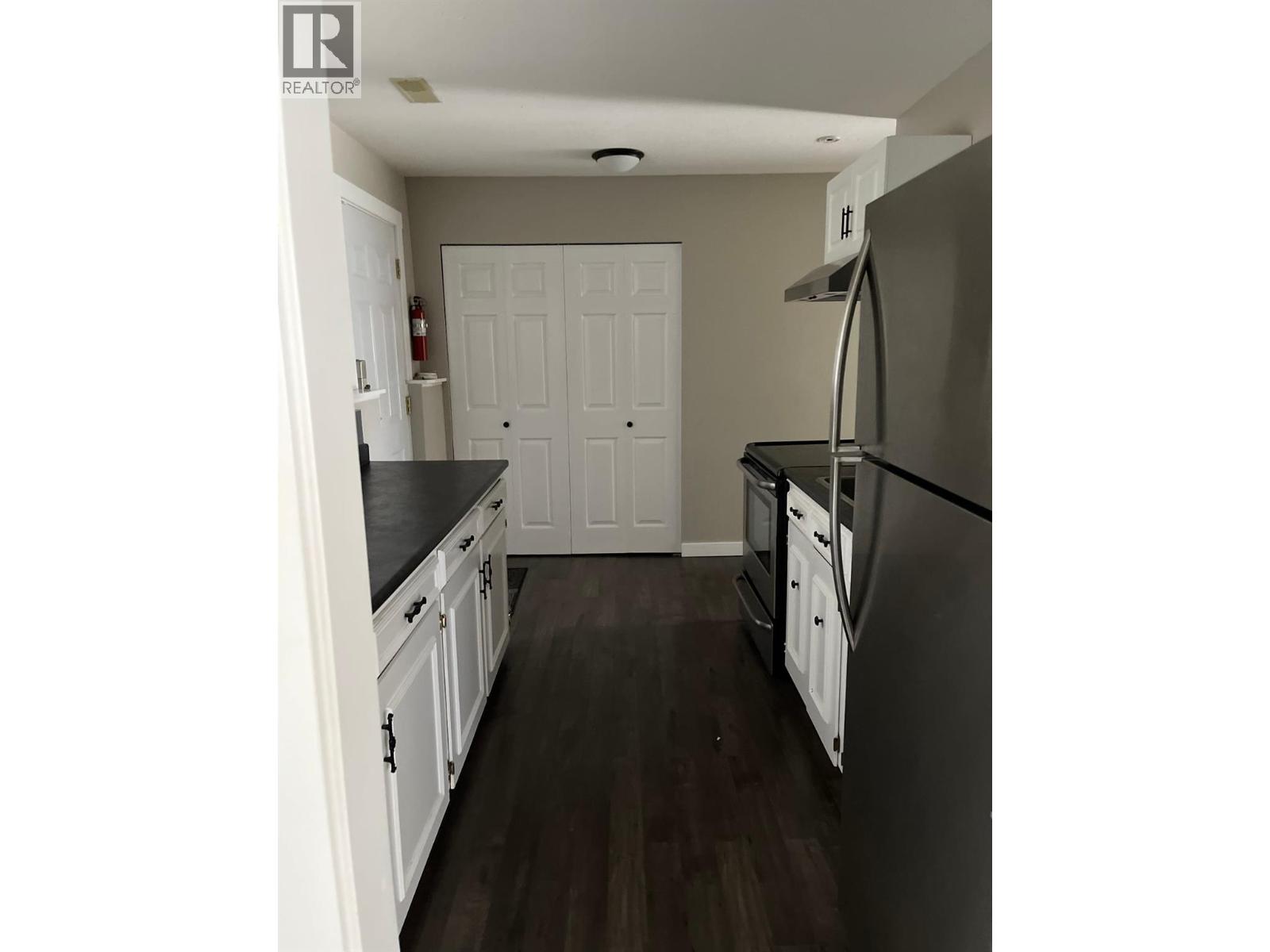 7415 Valley Heights Drive, Grand Forks