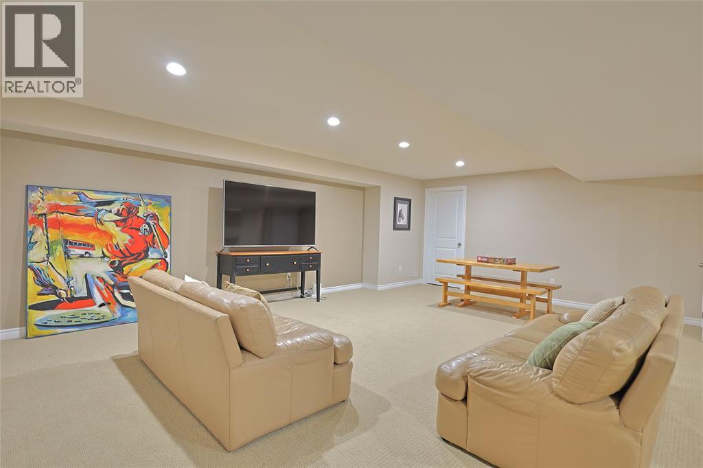 13 OAKWOOD LINKS LANE, Grand Bend, Ontario, N0M1T0 — Photo 24