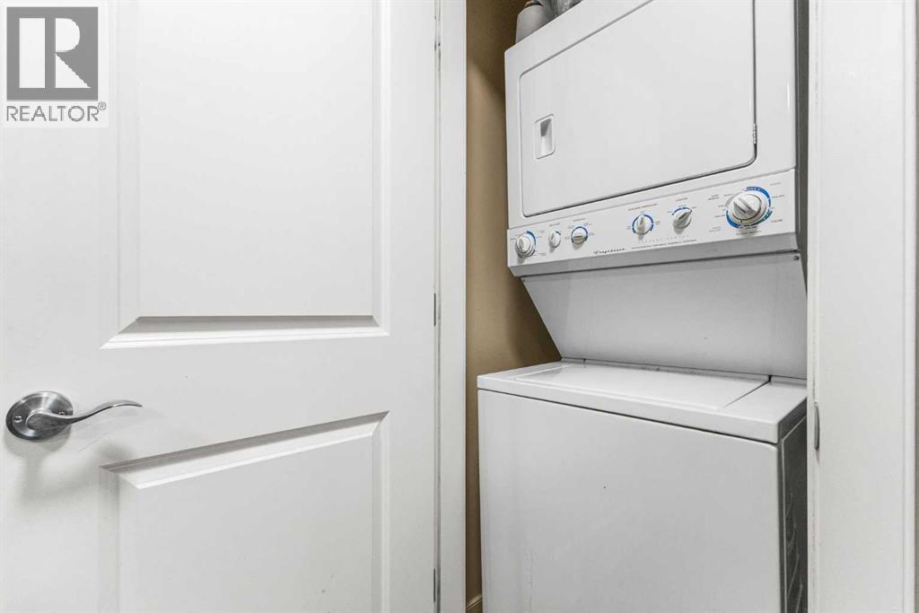 Single Family House for Sale in   Spruce Place SW Spruce Cliff Calgary 