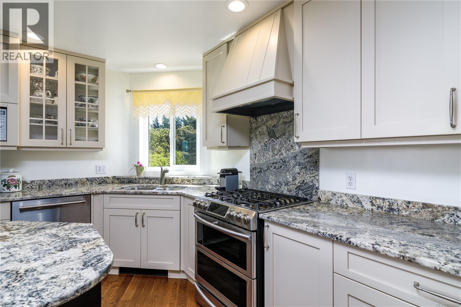  4910 Rocky Point Road, Metchosin