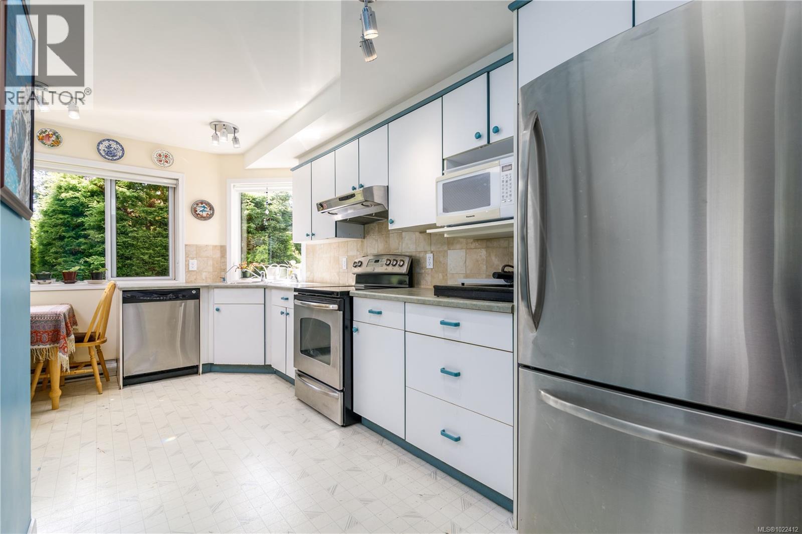  4910 Rocky Point Road, Metchosin