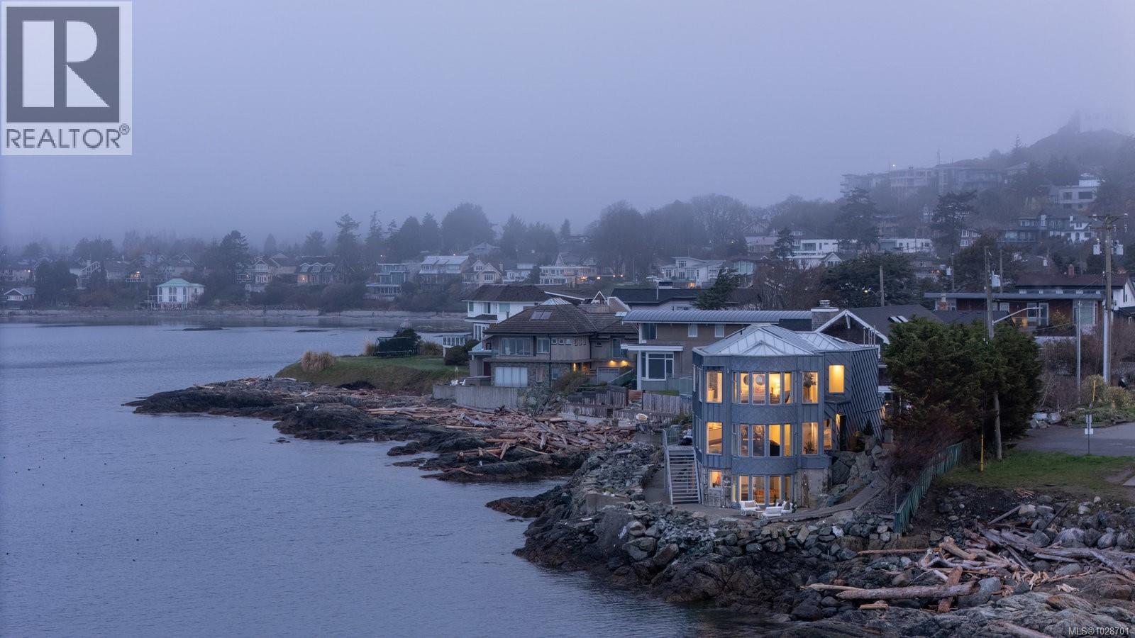  2179 Crescent Road, Oak Bay