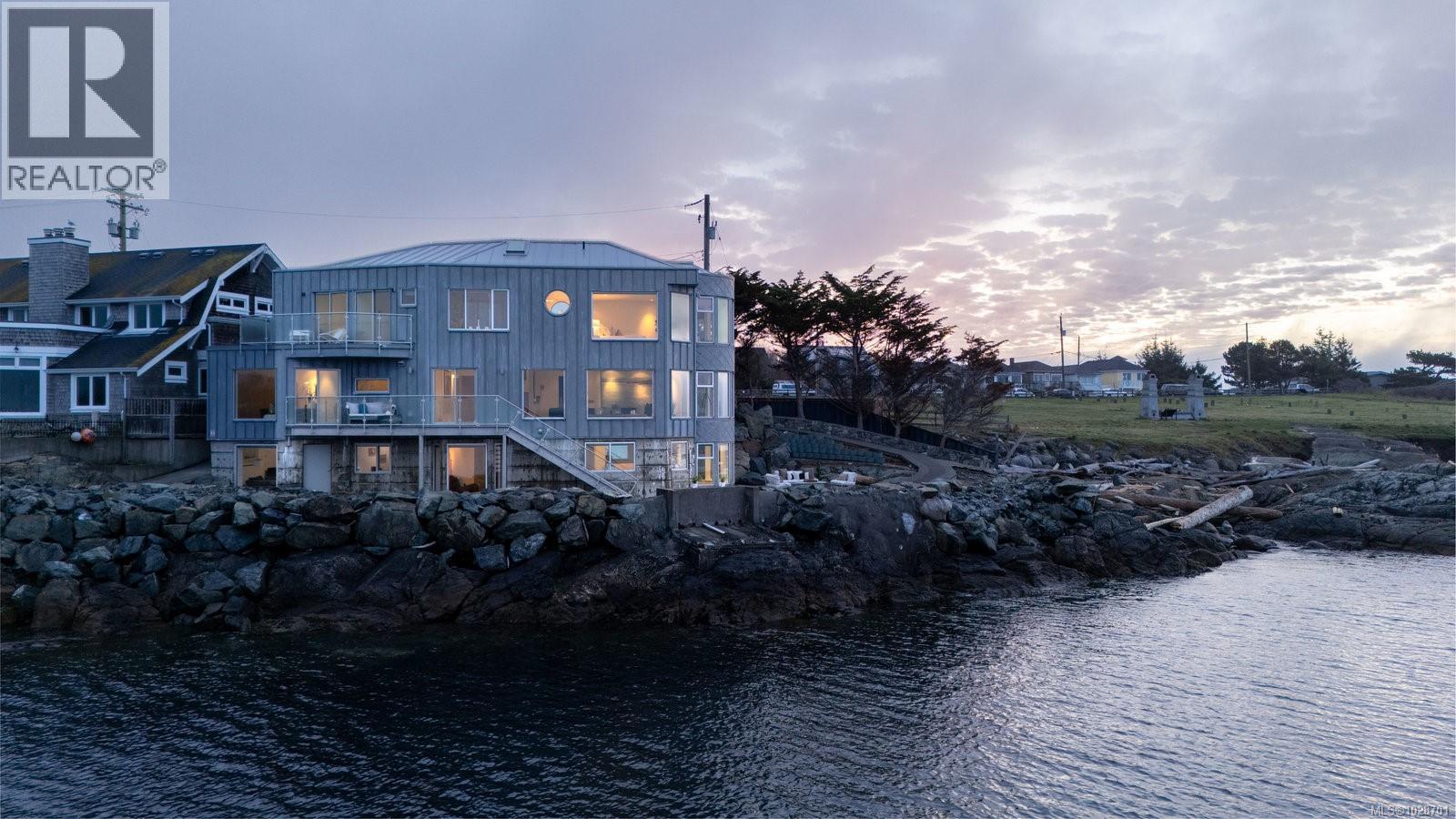  2179 Crescent Road, Oak Bay