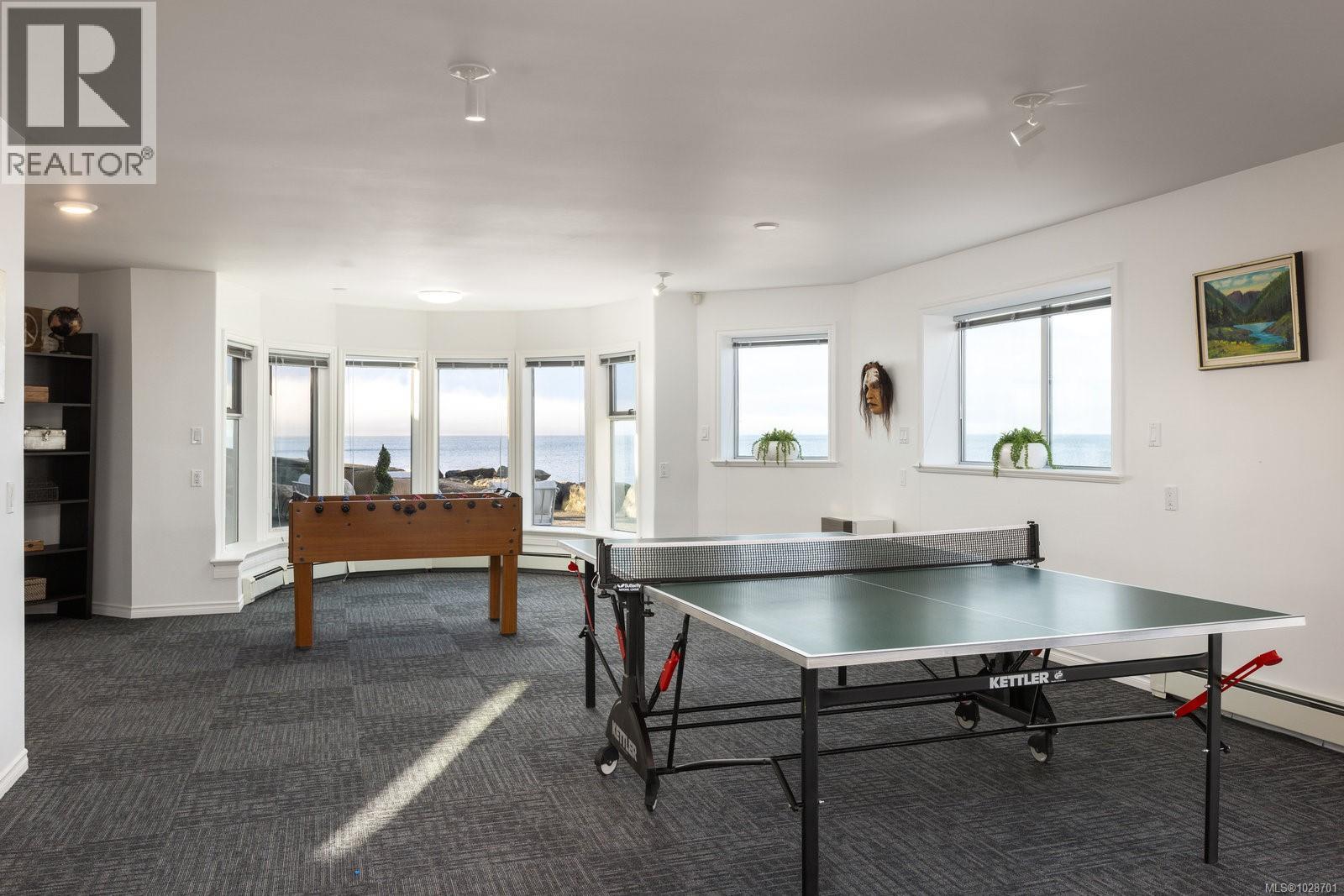  2179 Crescent Road, Oak Bay