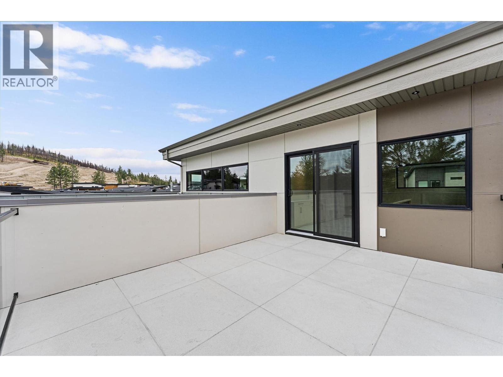  10313 Long Road, Lake Country