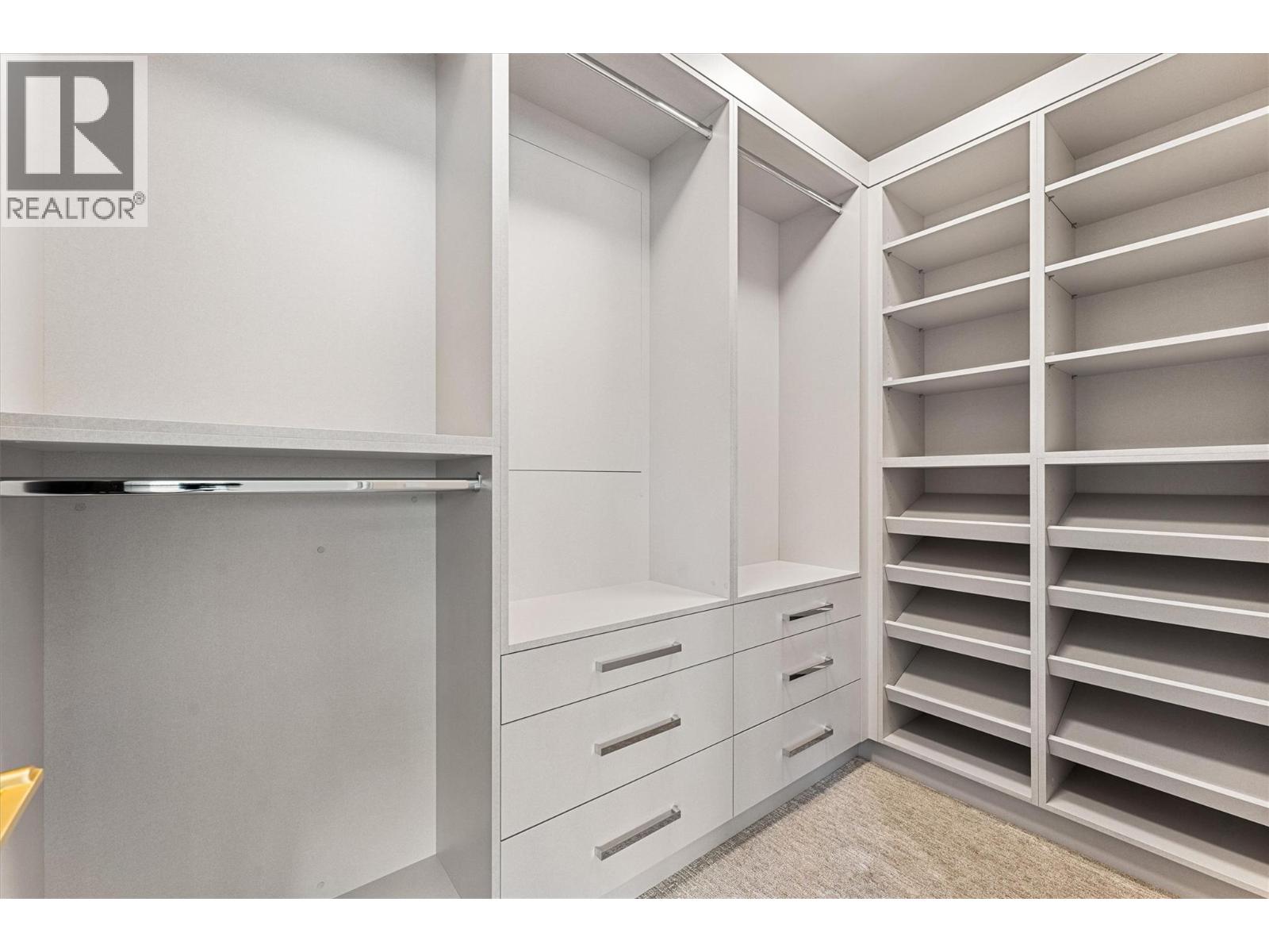  10313 Long Road, Lake Country