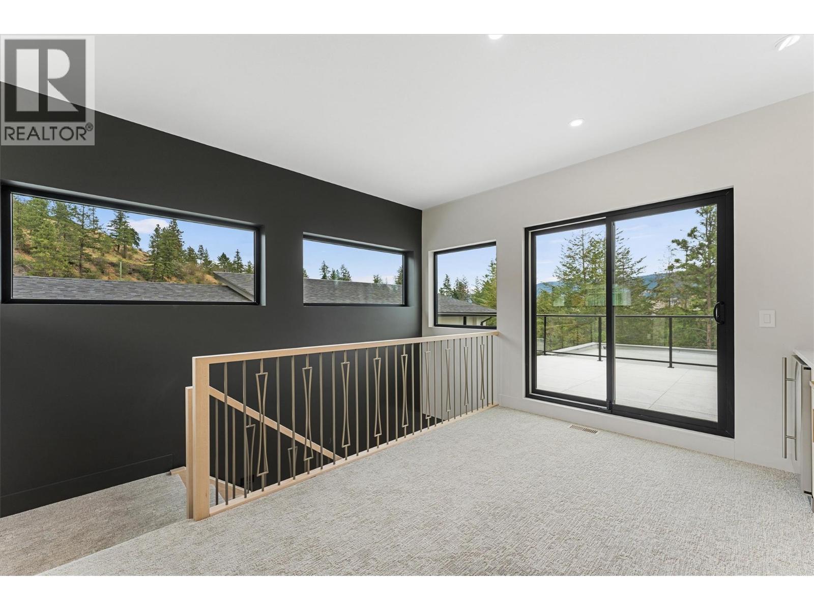  10313 Long Road, Lake Country