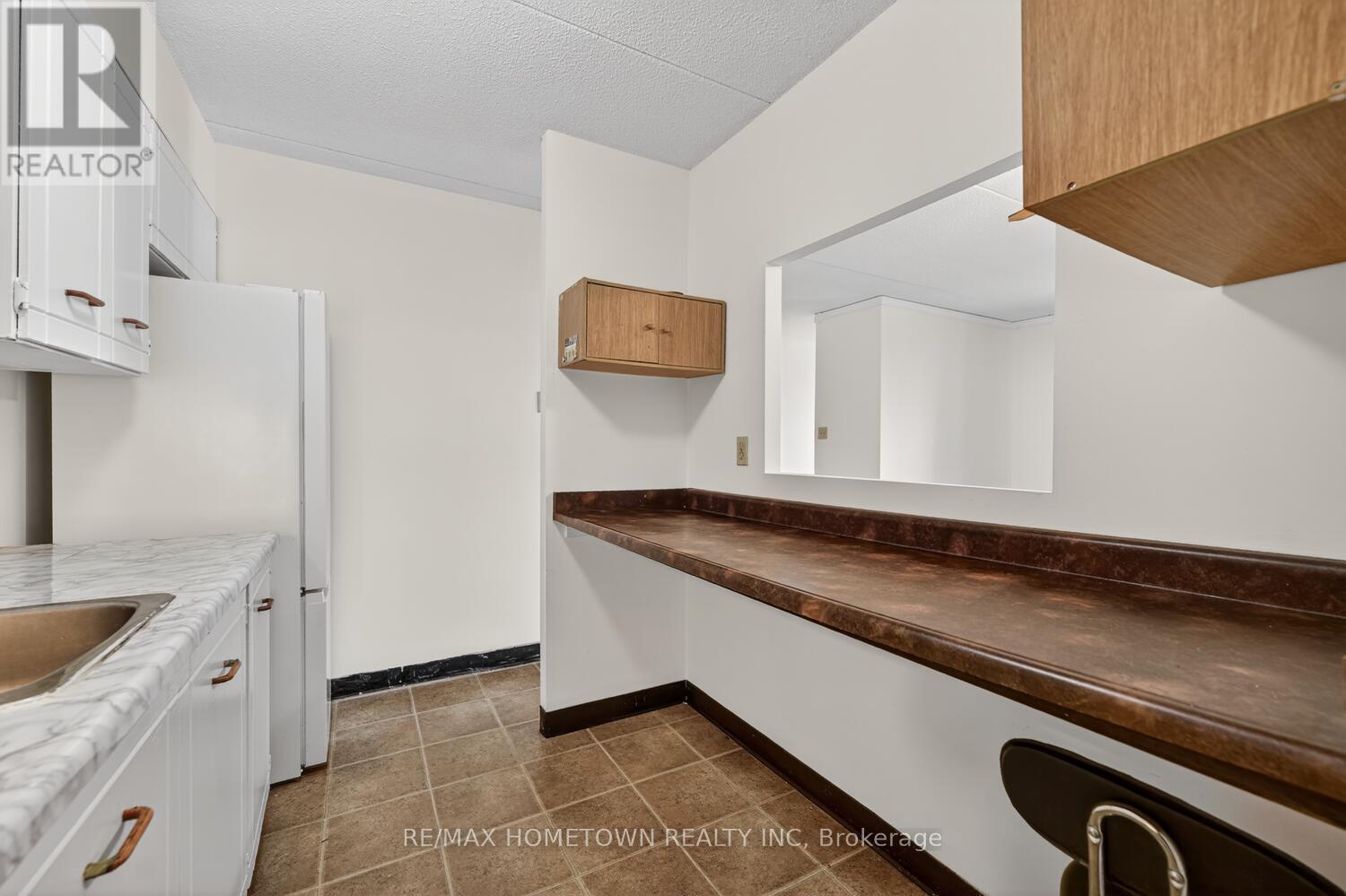 #113 235 WATER STREET - 11