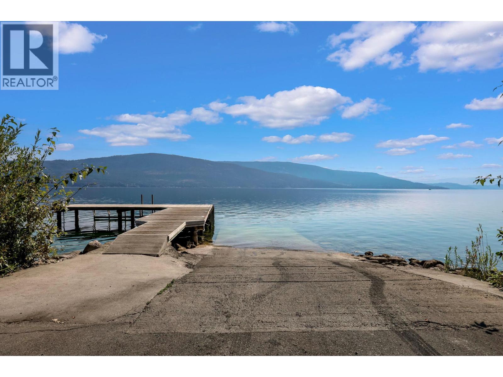  325 Kildare Way, Vernon