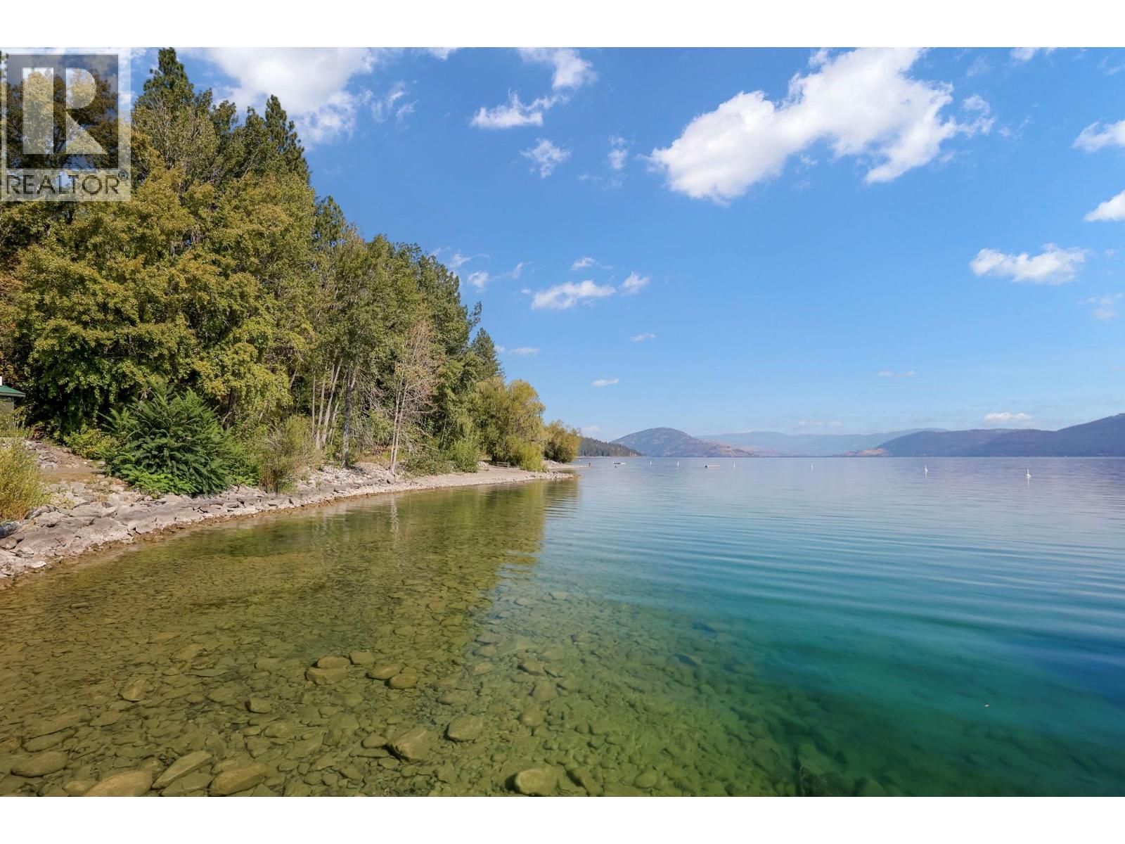  325 Kildare Way, Vernon