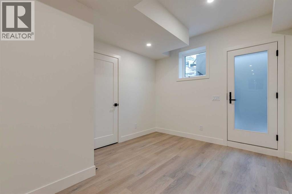 Single Family House for Sale in   Street NW Mount Pleasant Calgary 