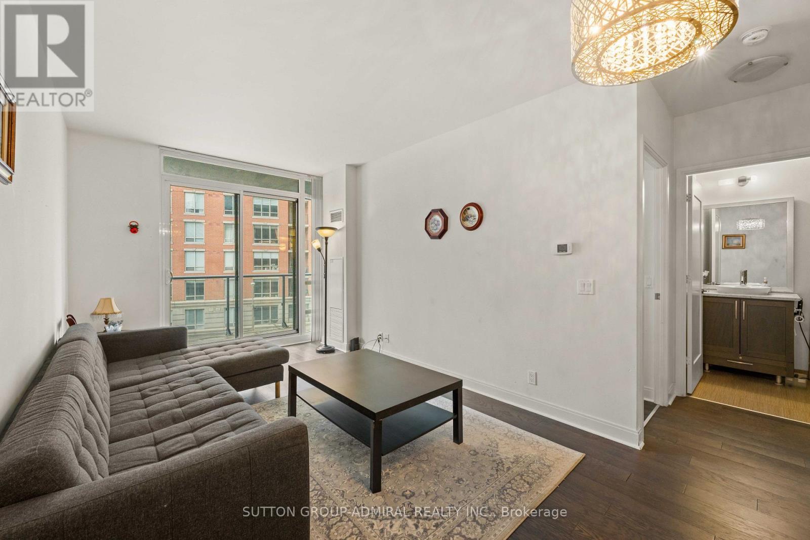 #516 825 CHURCH STREET - 16